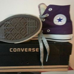 Size 3 Purple Converse Sneak