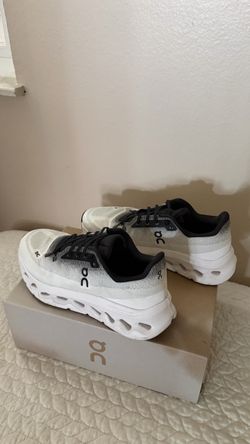 On Cloudtilt Shoe