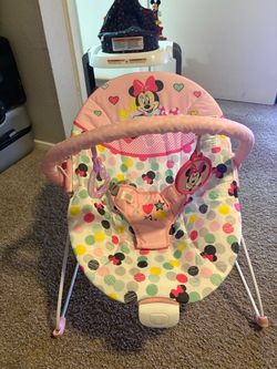 Minnie Mouse bouncer