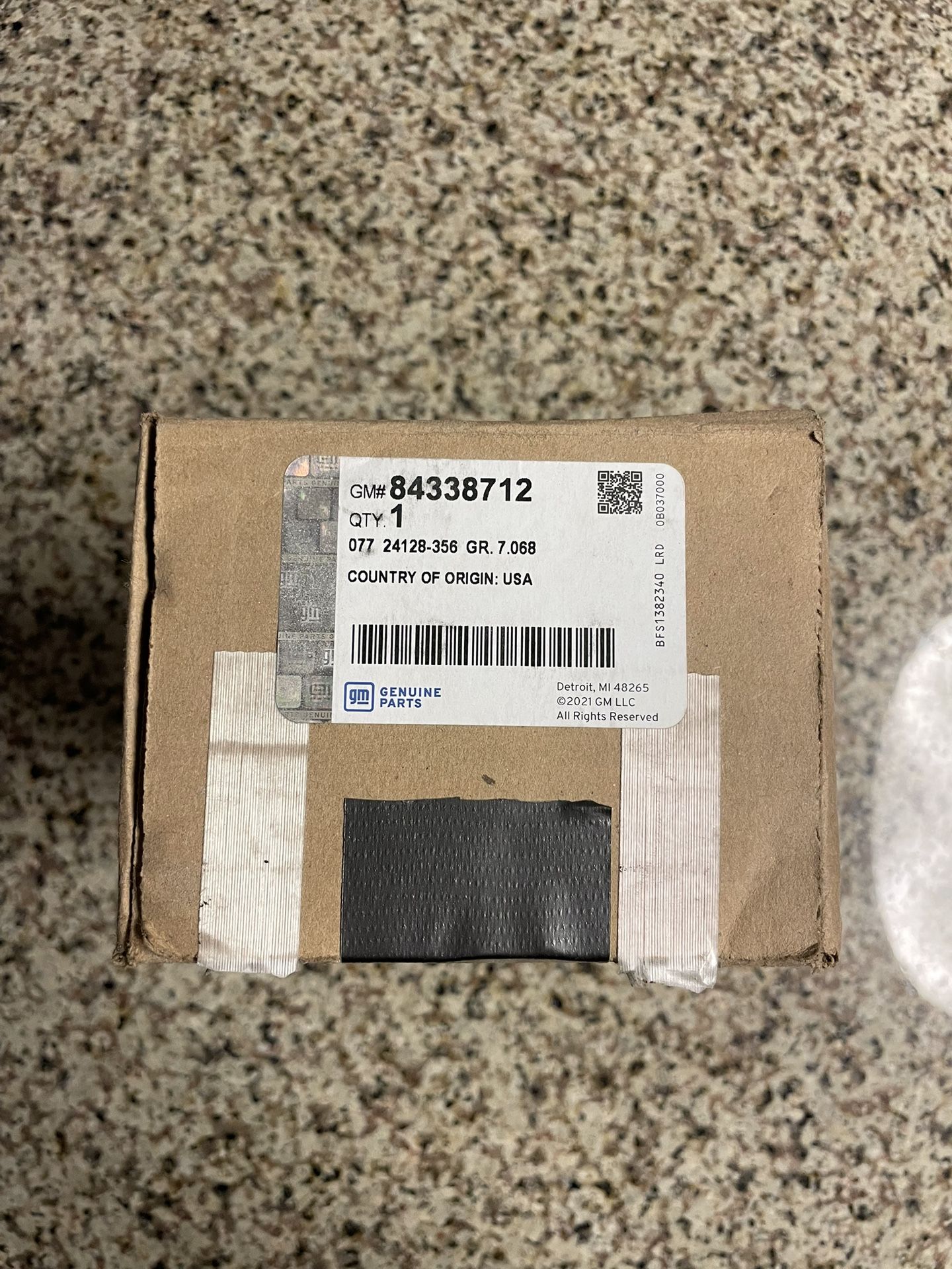 GMC GM Genuine Parts Front Tow Hook | (contact info removed)2