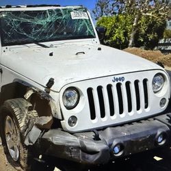 2017 Jeep Wrangler   Parts Wheels 50$
