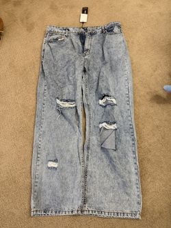 Pretty Little Thing Light Blue Acid Wash Baggy Low Rise Distressed Boyfriend Jeans