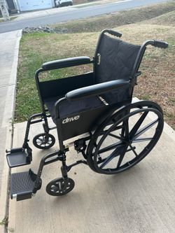 Drive Wheelchair/ New In Box 