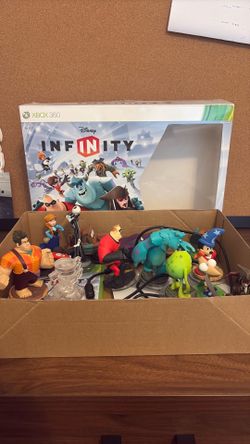 XBOX 360 Disney Infinity Game and Figure Lot