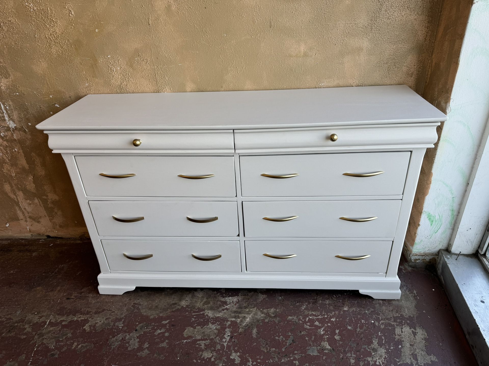 Beautiful Dresser for Sale in Fresno, CA OfferUp