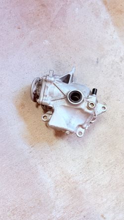 Front differential Mercedes W205 C-Class or W212 E-Class.