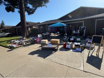 YARD SALE MAY 31!