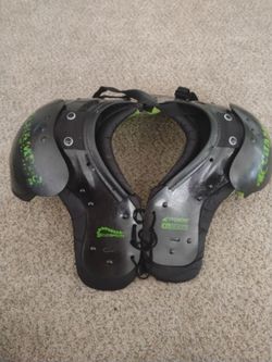 Football pads xl