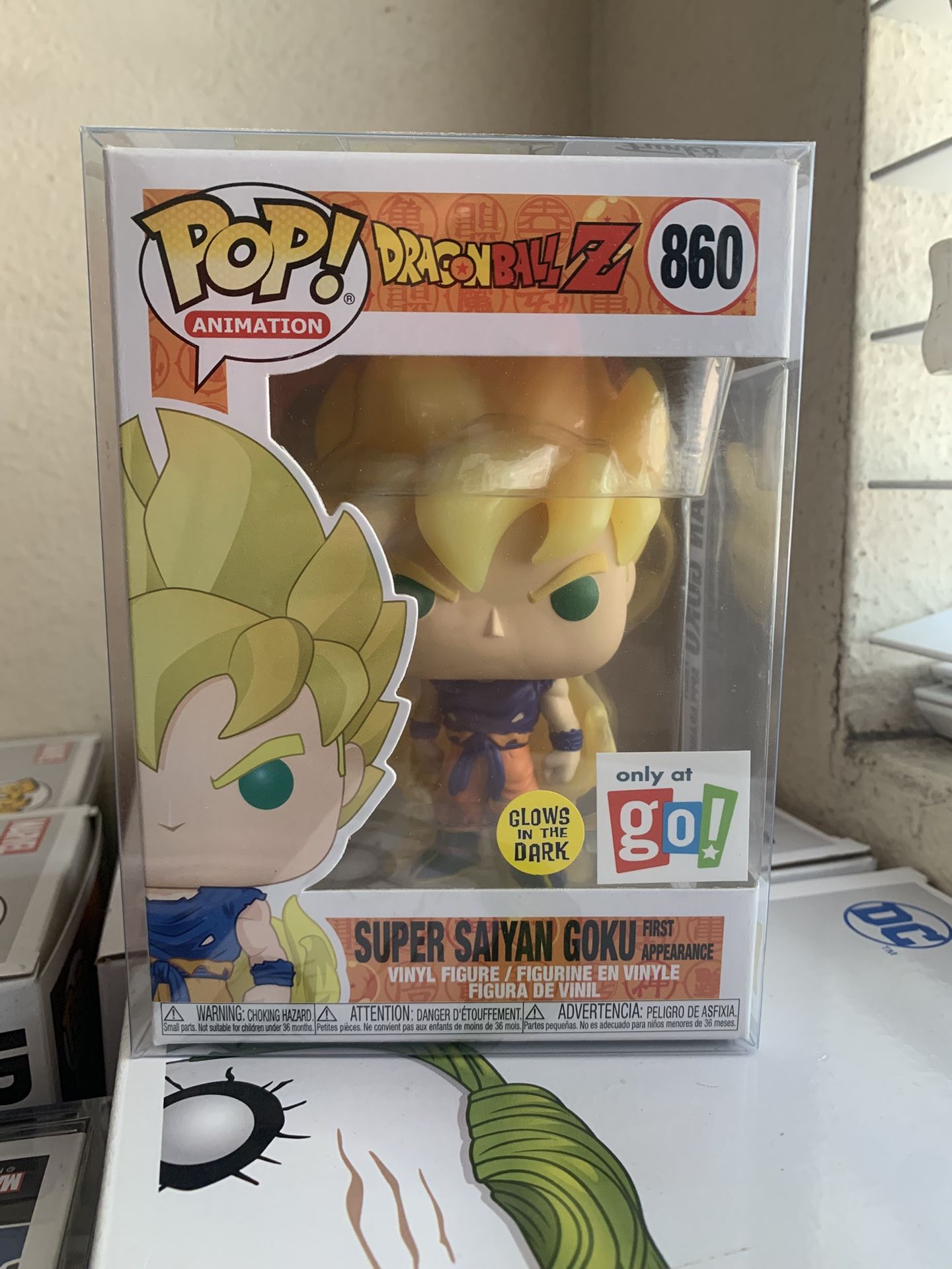 Super Saiyan Goku Glow In The Dark Funko Pop