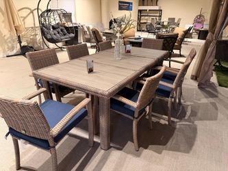 Outdoor Wicker Dining Table and Chair Set