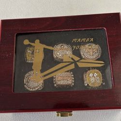 Kobe Bryant - Los Angeles Lakers Championship 6 Ring Set With (Mamba Forever ) Wooden Display Box