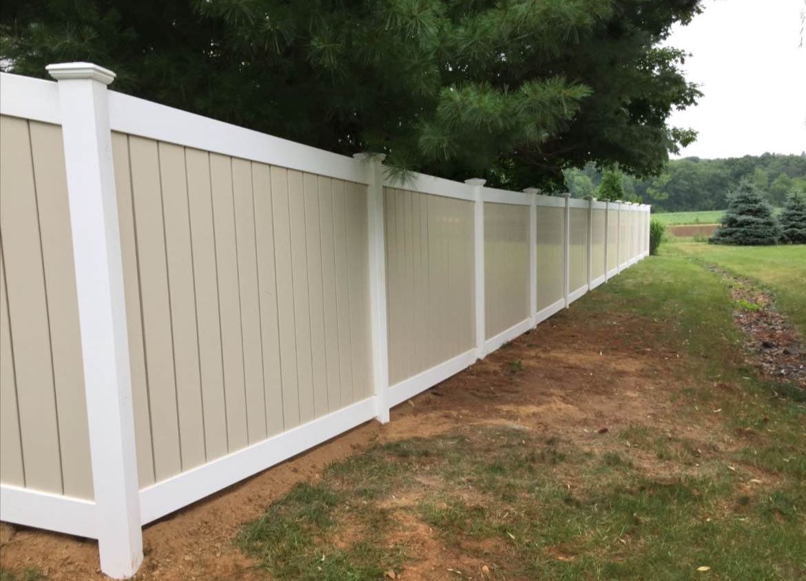 Two Tone Vinyl Fence