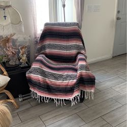 Black Recliner Couch 