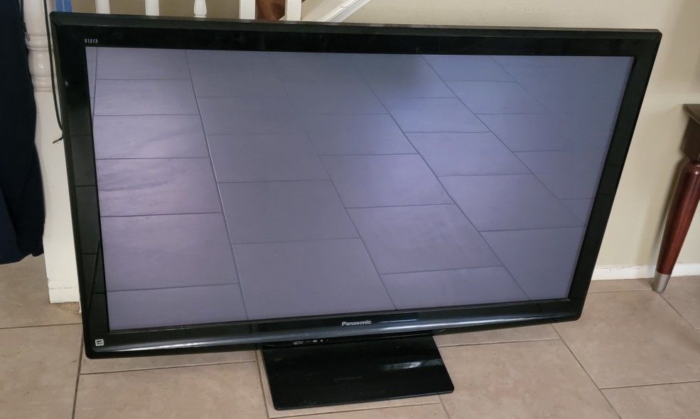 46" Panasonic Viera TC-P50C2 Plasma TV