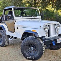 Restored 1972 Jeep CJ-5