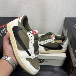 Aj1 Nike Air jordan 1 low travis scott medium olive greens size 7,7.5,8,8.5,9,9.5,10,10.5,11,12 