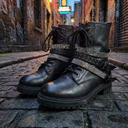 Boots Steve MADDEN  7,NEW