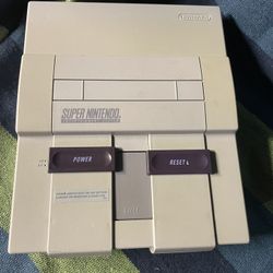Super Nintendo Entertainment System - CONSOLE ONLY - UNTESTED - $35