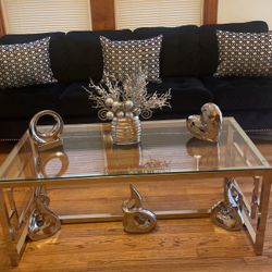 Black Sectional And End Tables
