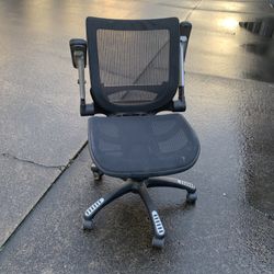 Office Chair - Very Comfy And Breathable
