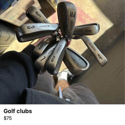 Golf Clubs 