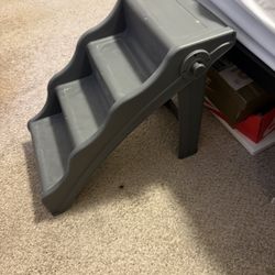 Dog stairs