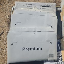 Disposable Toilet seat covers for businesses and restaurants