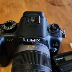 Lumix G2 camera body(near mint)
