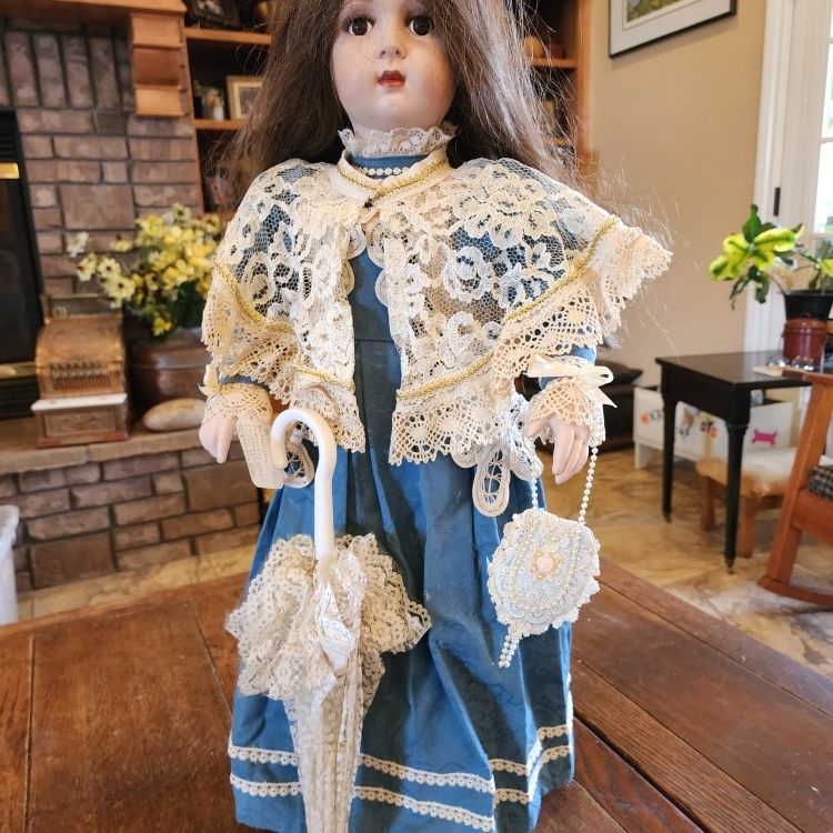 Vintage Victorian Doll 31
