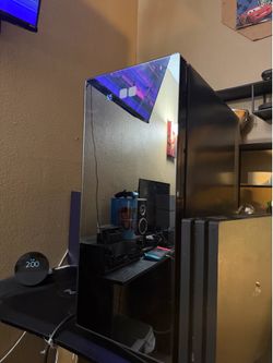 Mini fridge