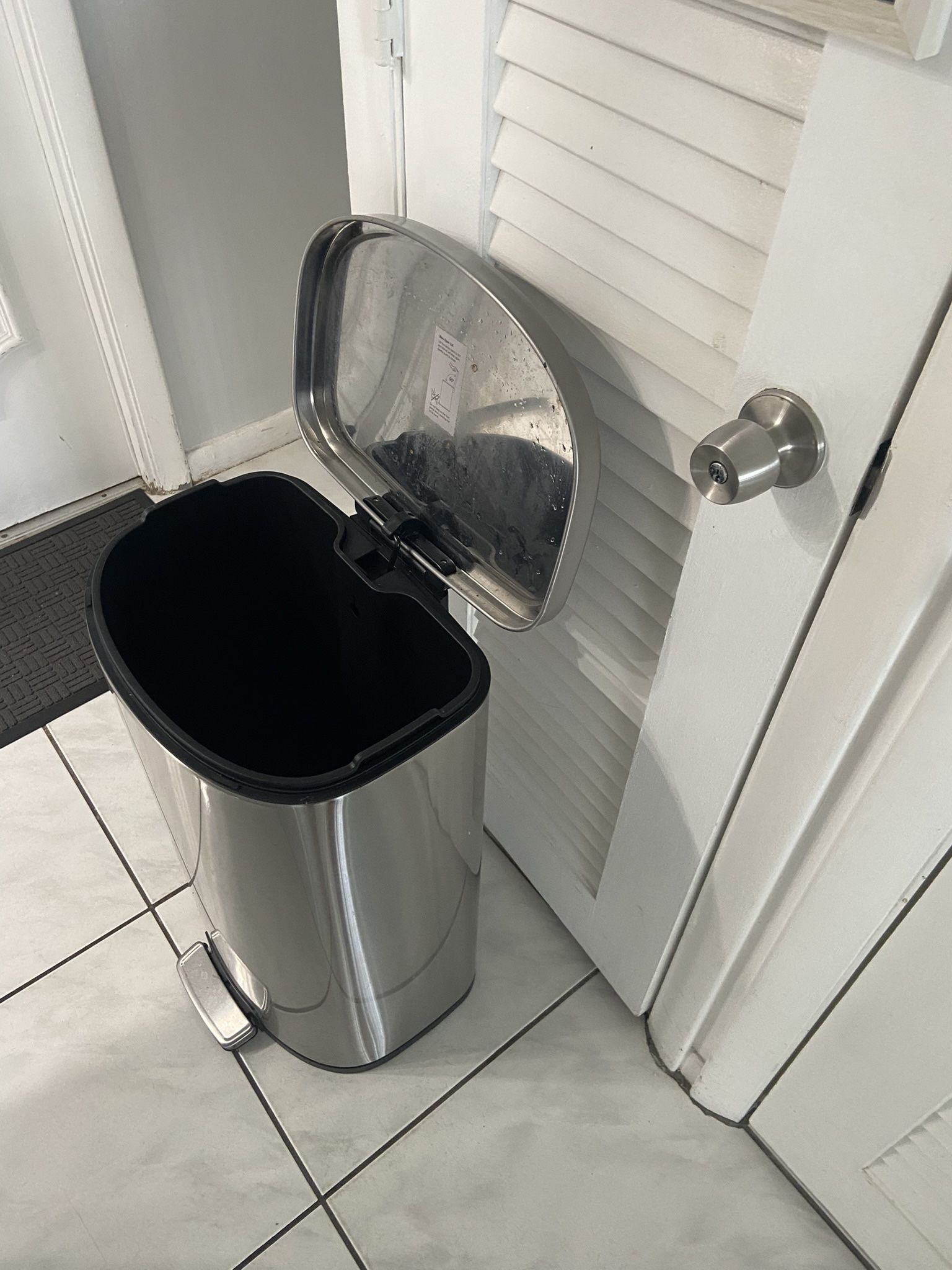 10 Gallon Stainless Steel Trash can
