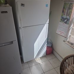 Whirlpool Refrigerator 