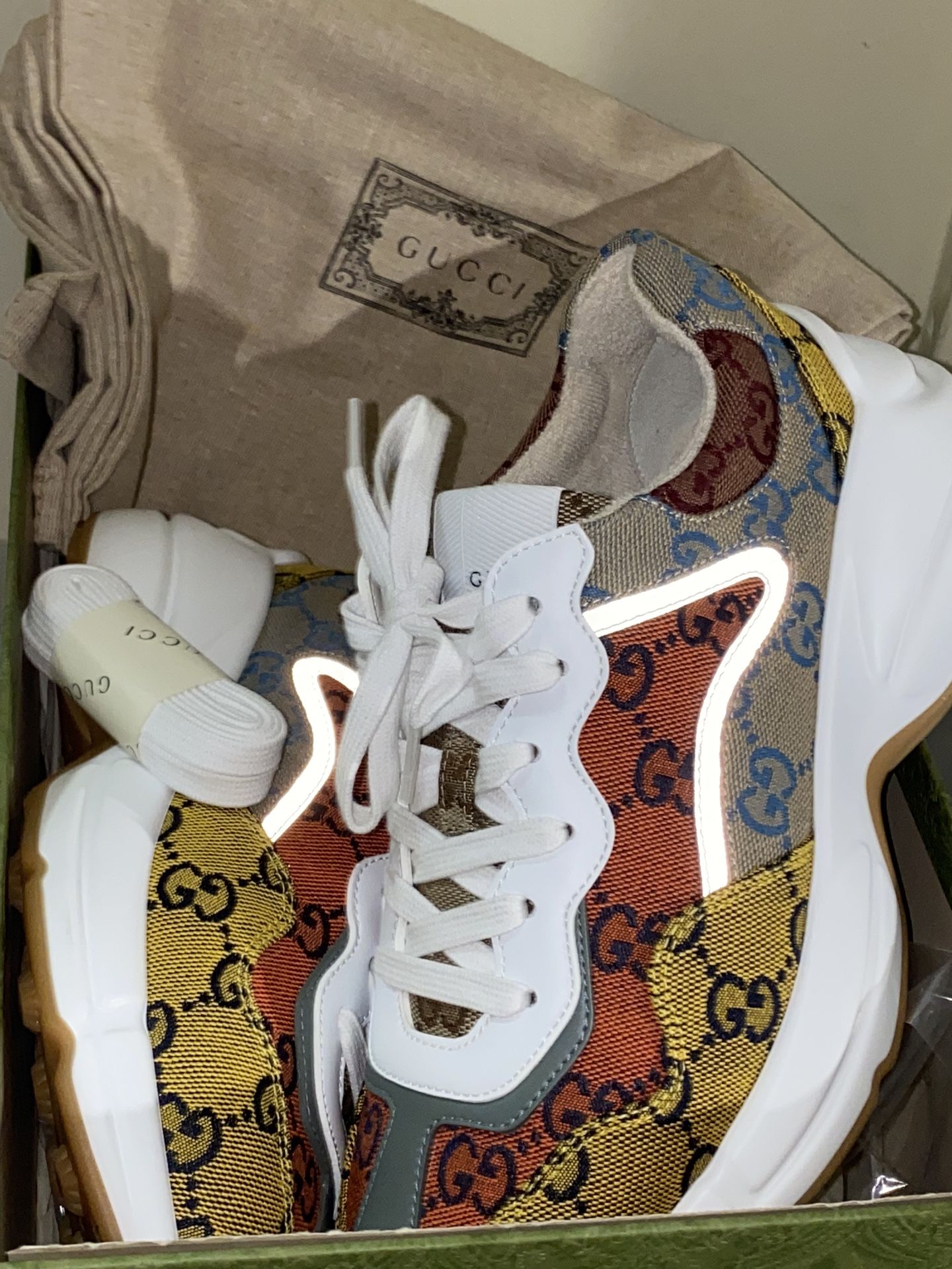 Womens Gucci Sneakers