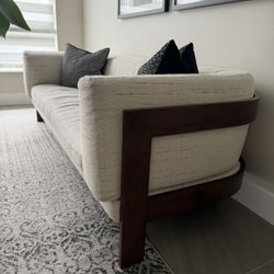 Article Sofa