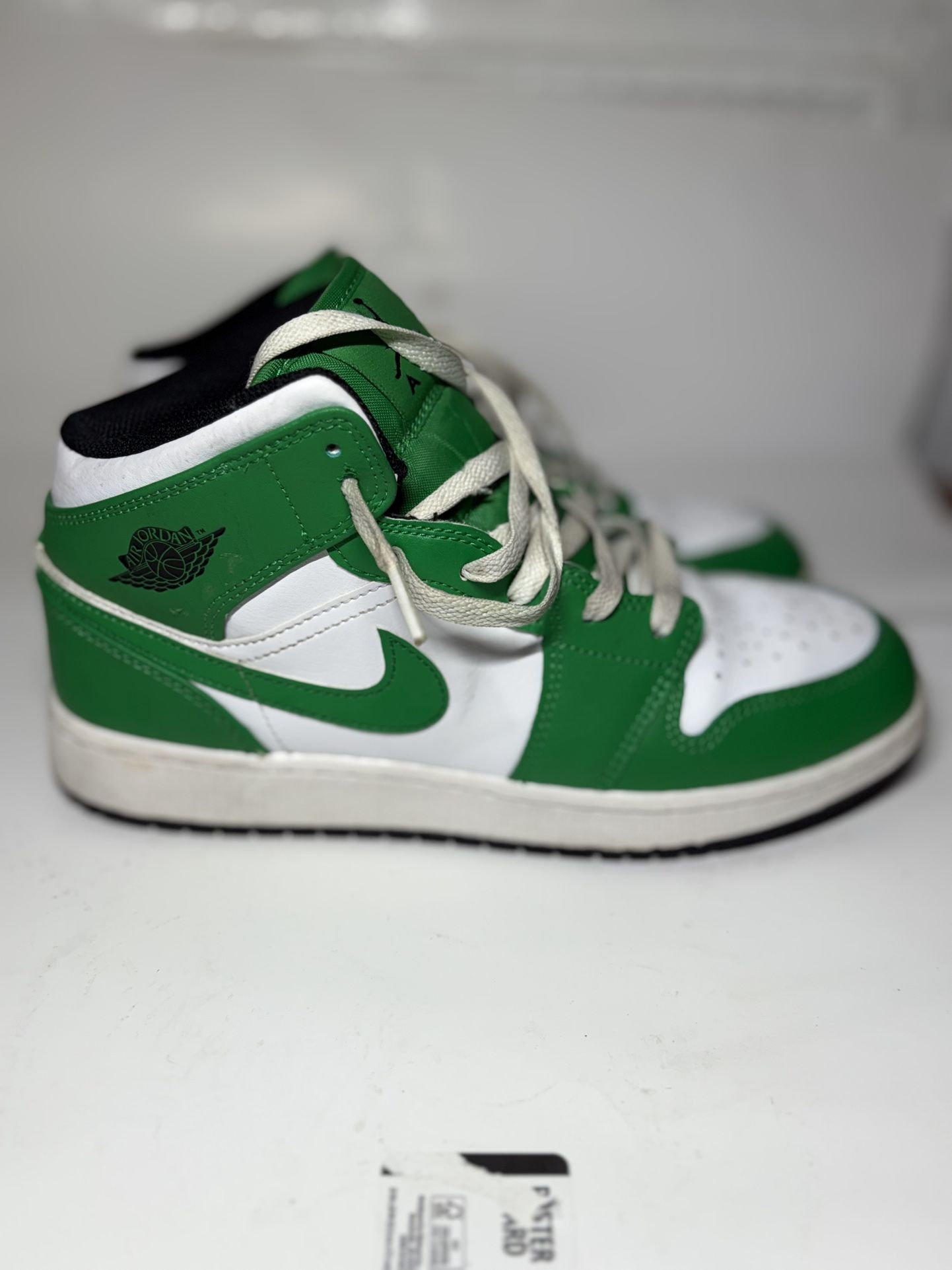 Jordan 1 Retro Size 7y