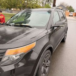 2013 Ford Explorer Sport