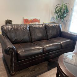 Ashley Leather Modular Sofa - 5 Seats 