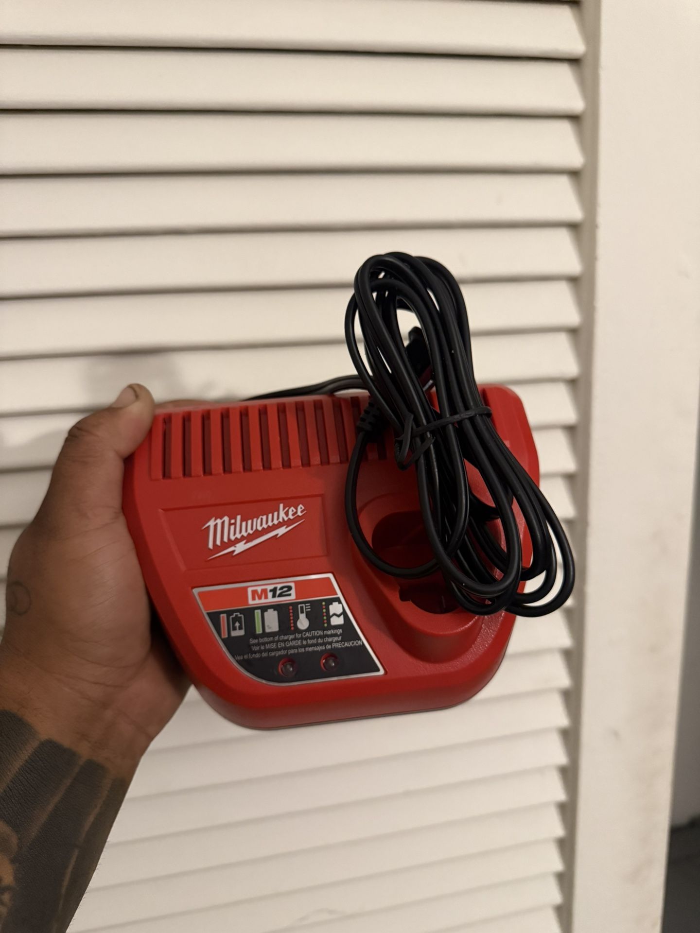 Brad New Milwaukee M12 Battery Charger