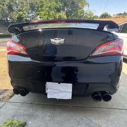 Hyundai Genesis Ultimate Coupe
