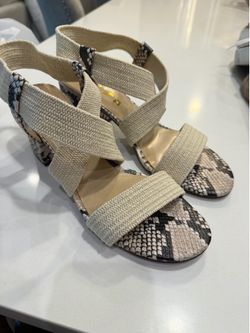 Unisa Women’s Leopard Sandal size 9.5