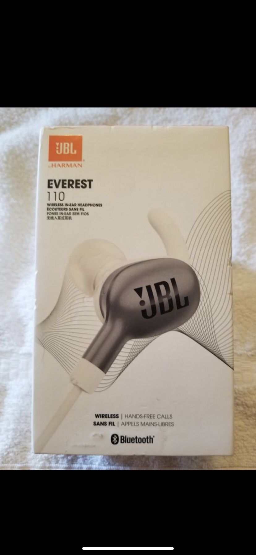 JBL wireless earbuds Everest 110