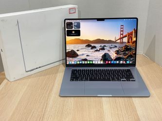 Apple MacBook Air M4 15” 16GB 256GB Fully Functional
