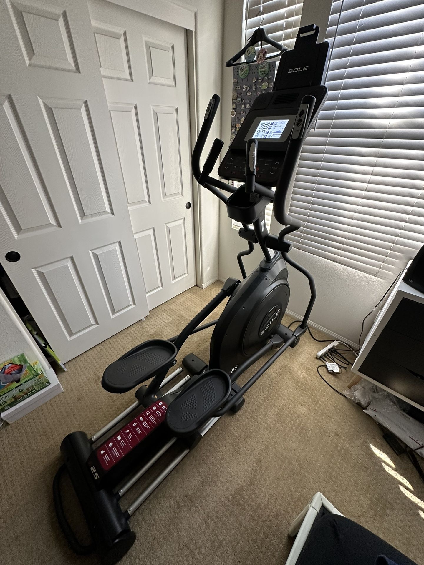 Sole E25 Elliptical Like New