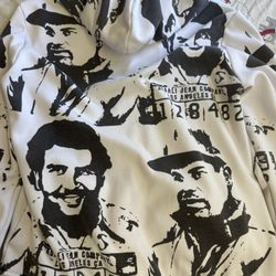 Assali hoodie size XL