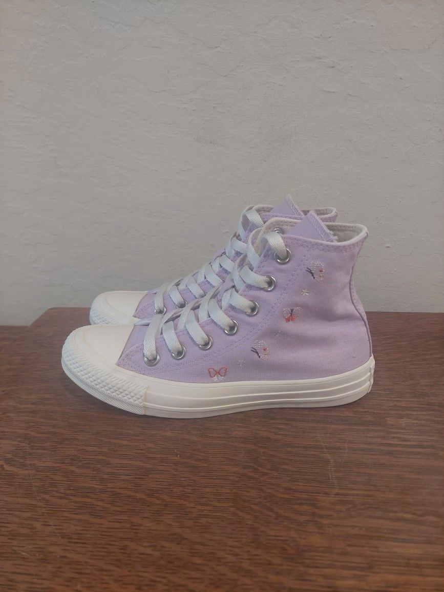 Converse Chuck Taylor All Star High 'Butterfly Wings' Sneaker 
Women's Size 5