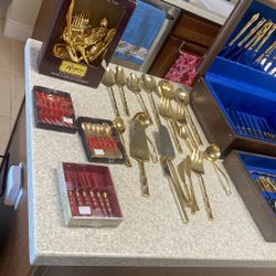 Golden Silverware Huge Assortment 