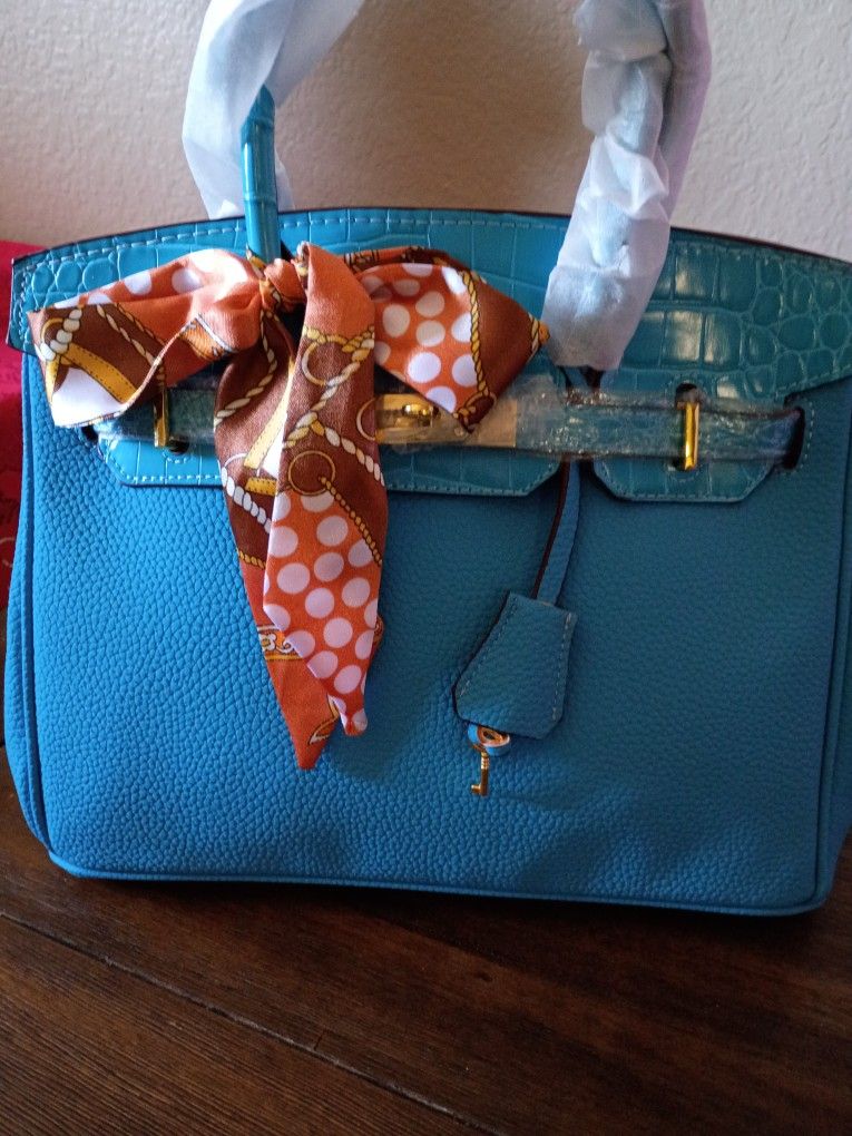 Vendo Bonita bolsa Nueva