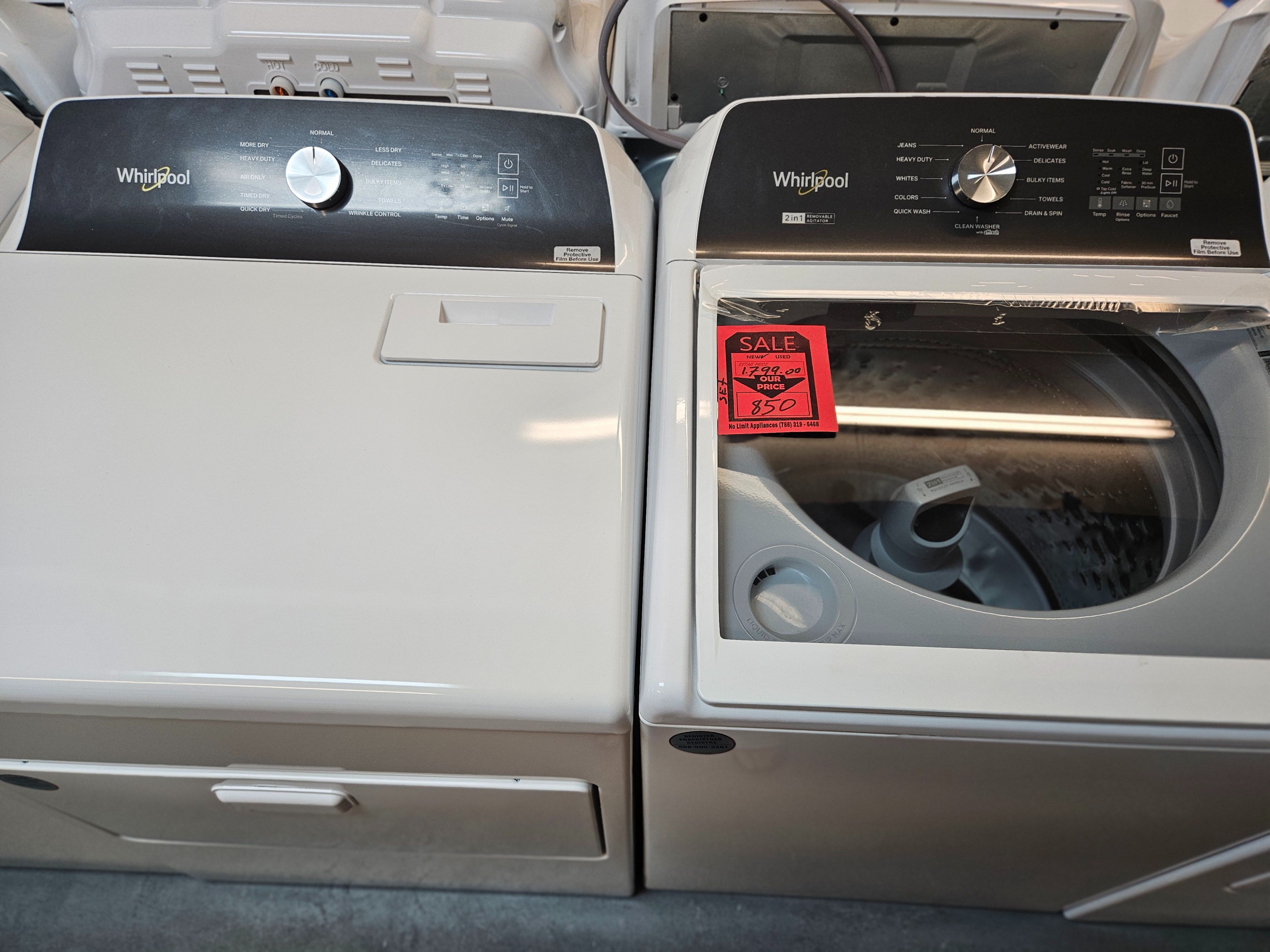 Brand New Whirlpool Washer and Dryer Set, white