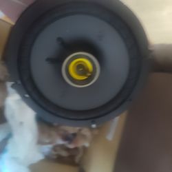 Kicker c comp