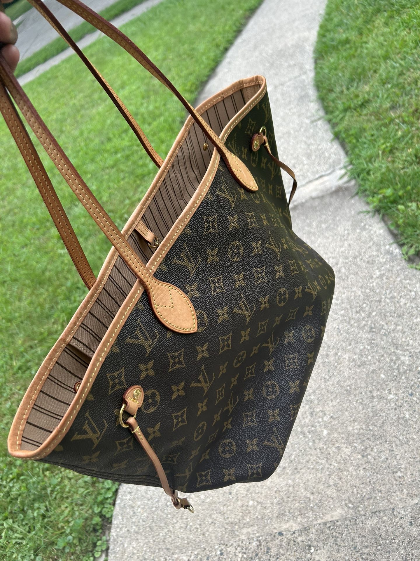 Louis Vuitton Tote